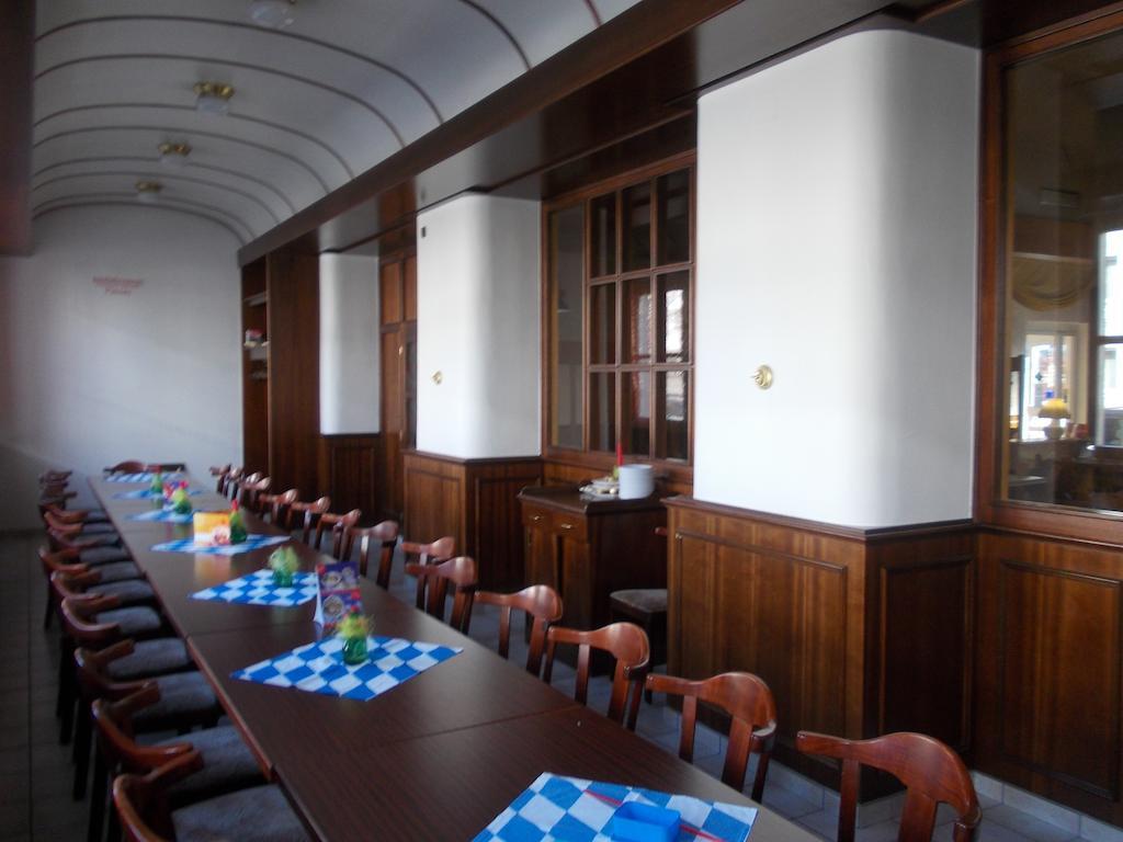 Hotel Im Bahnhof パッサウ エクステリア 写真